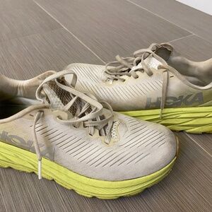 HOKA Rincon 3 women's size 8